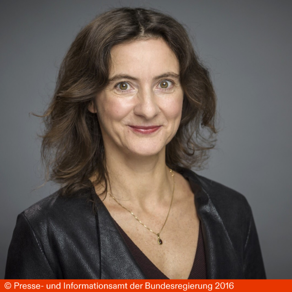 Prof. Dr. Sabine Kuhlmann